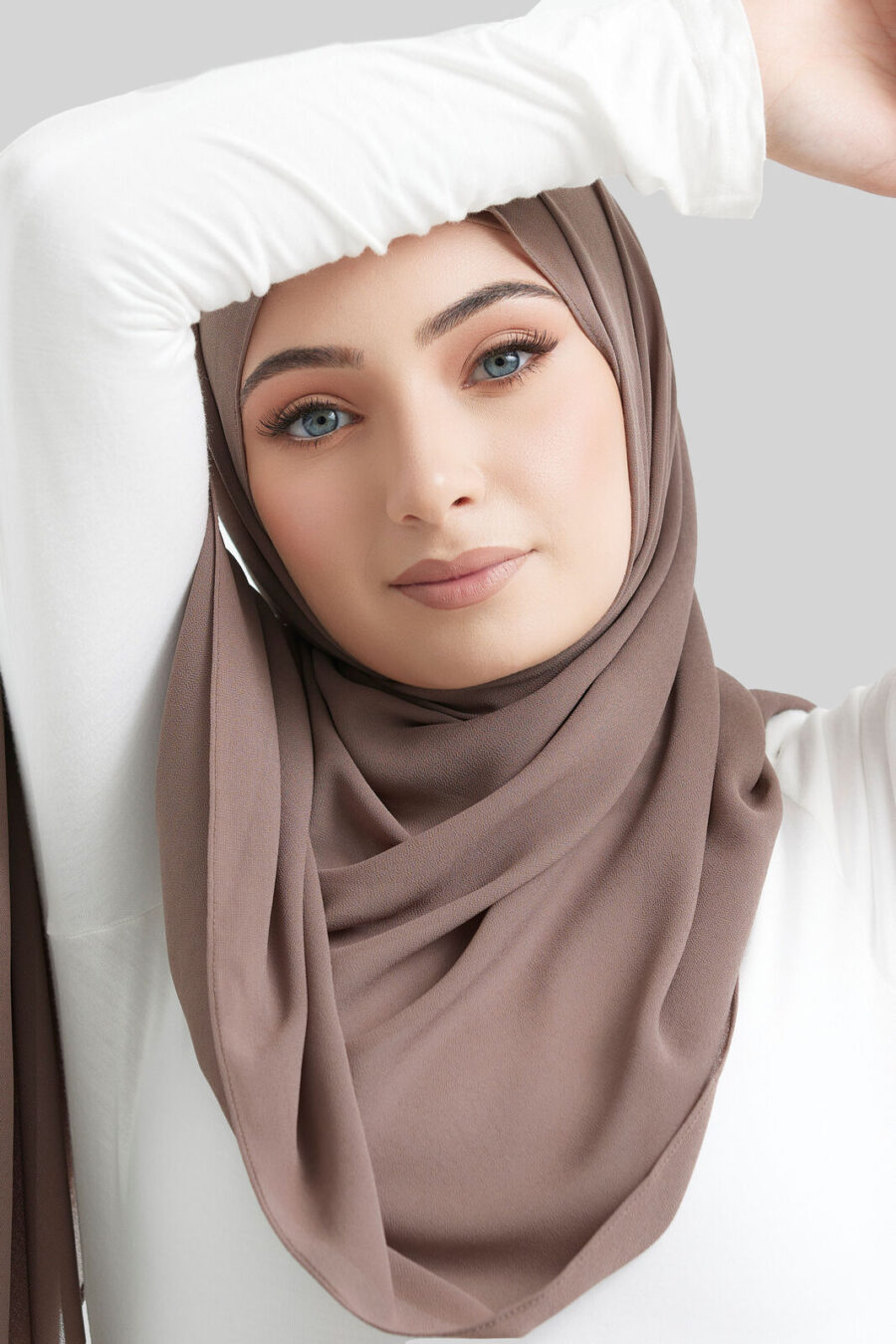 Pearwood Plain Hijab - Image 2